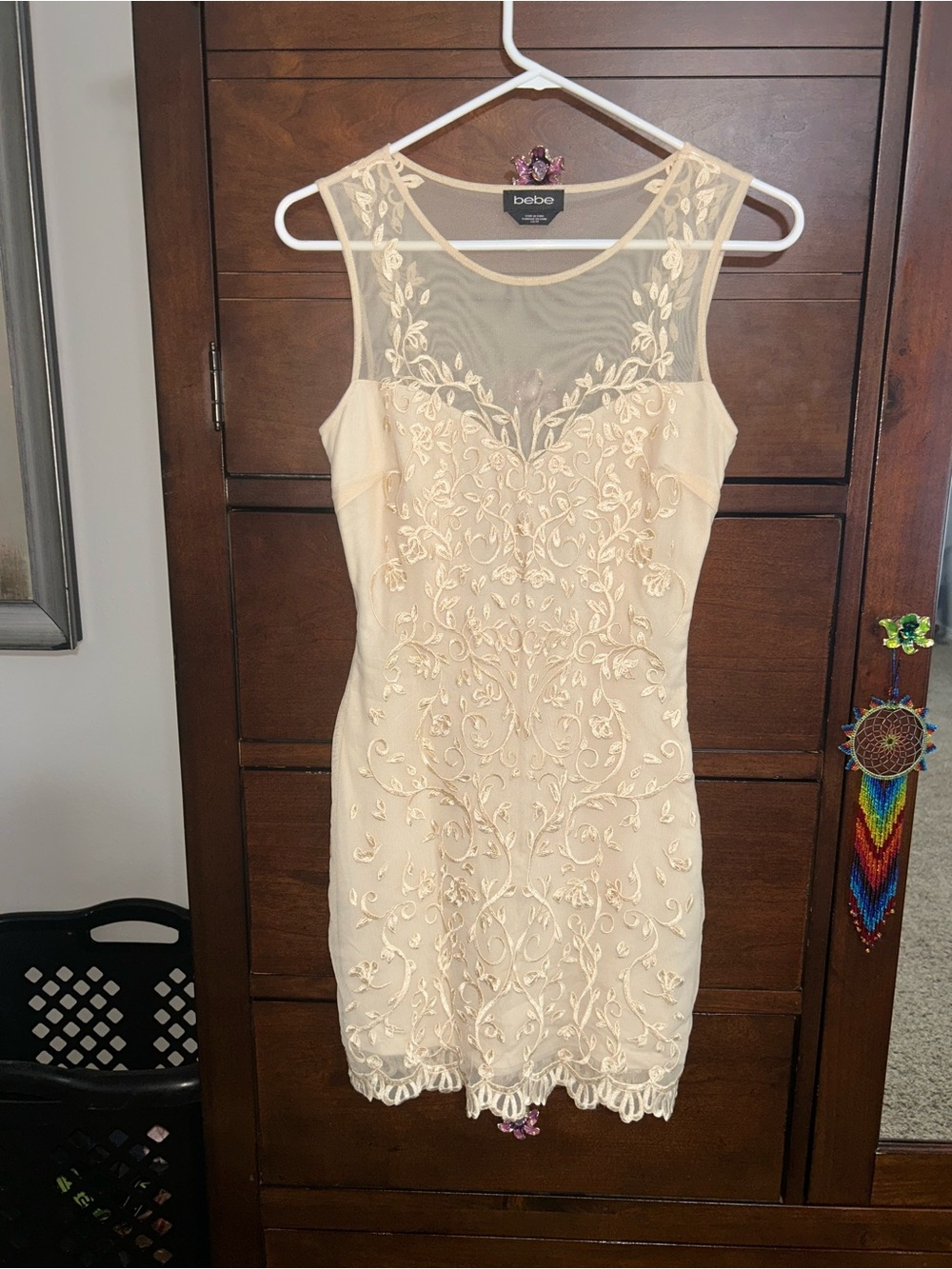 NWOT! Bebe Cream Lace Leaf Pattern Dress size XS